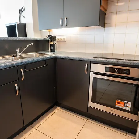 Apartment Beautiful With Sea Views And Parking *