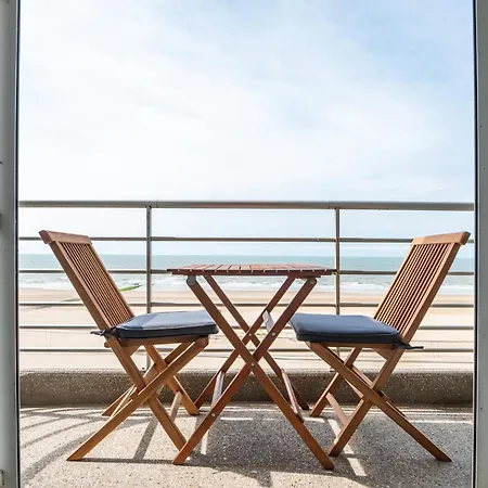Beautiful With Sea Views And Parking * Ostend