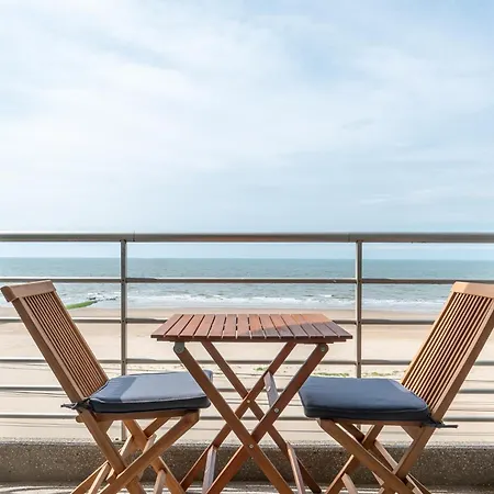 Apartment Beautiful With Sea Views And Parking *