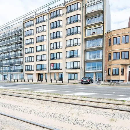 Beautiful With Sea Views And Parking Apartment Ostende
