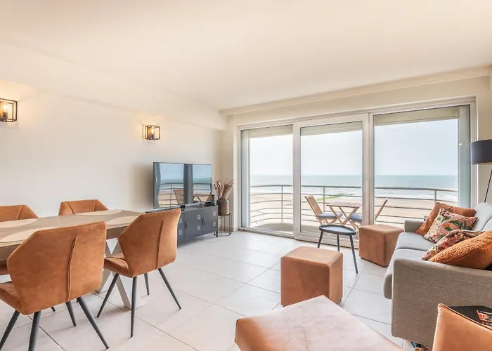 Beautiful With Sea Views And Parking Oostende