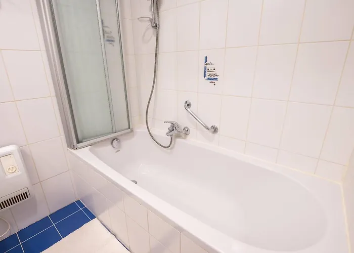 Appartement Beautiful With Sea Views And Parking