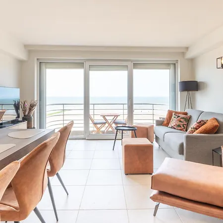 Beautiful With Sea Views And Parking Остенде